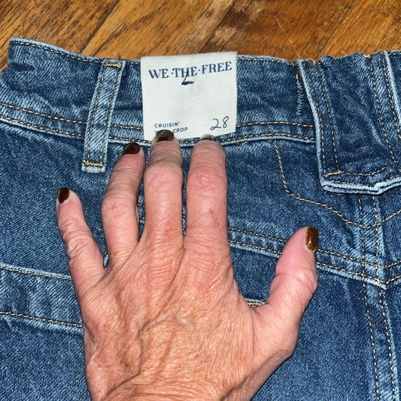 We The Free Cruisin Wife Crop Indigo Denim Shorts - Picture 6 of 6